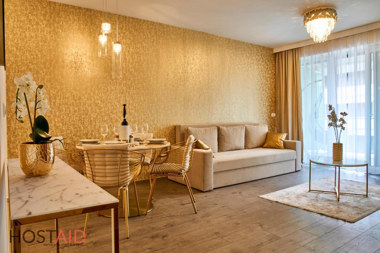 Azur Apartment - Hostaid Siofok Exterior photo