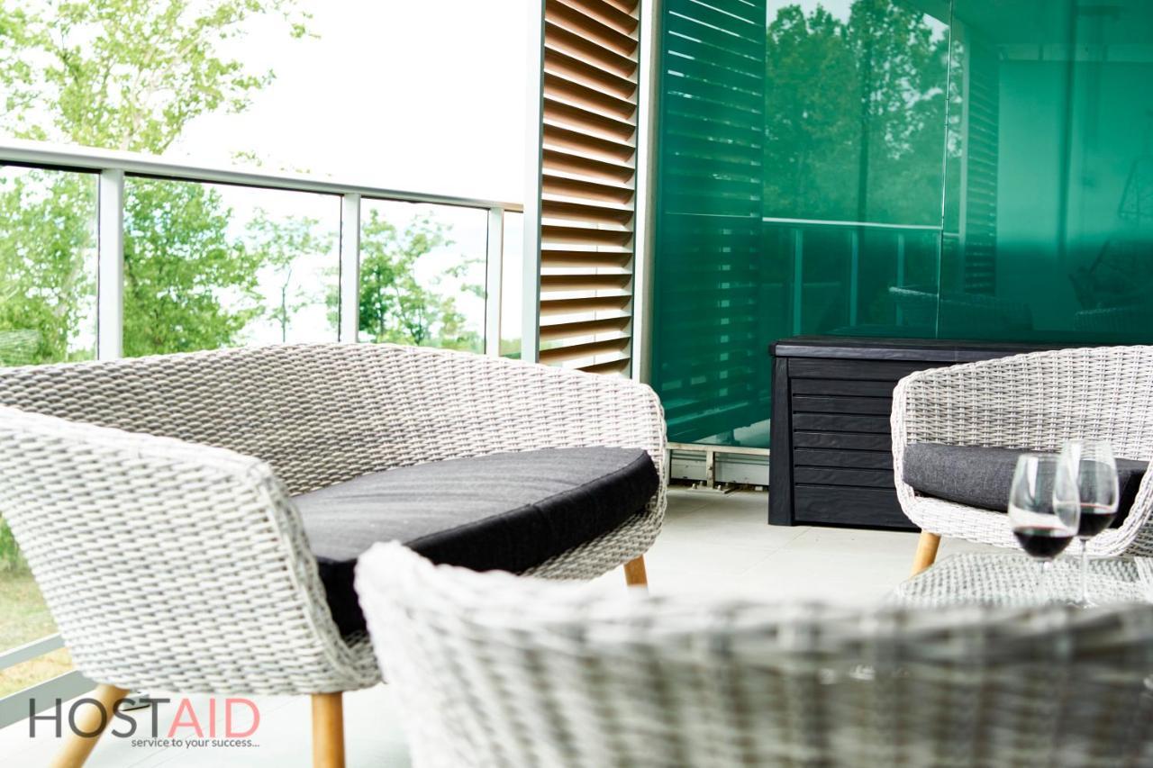 Azur Apartment - Hostaid Siofok Exterior photo